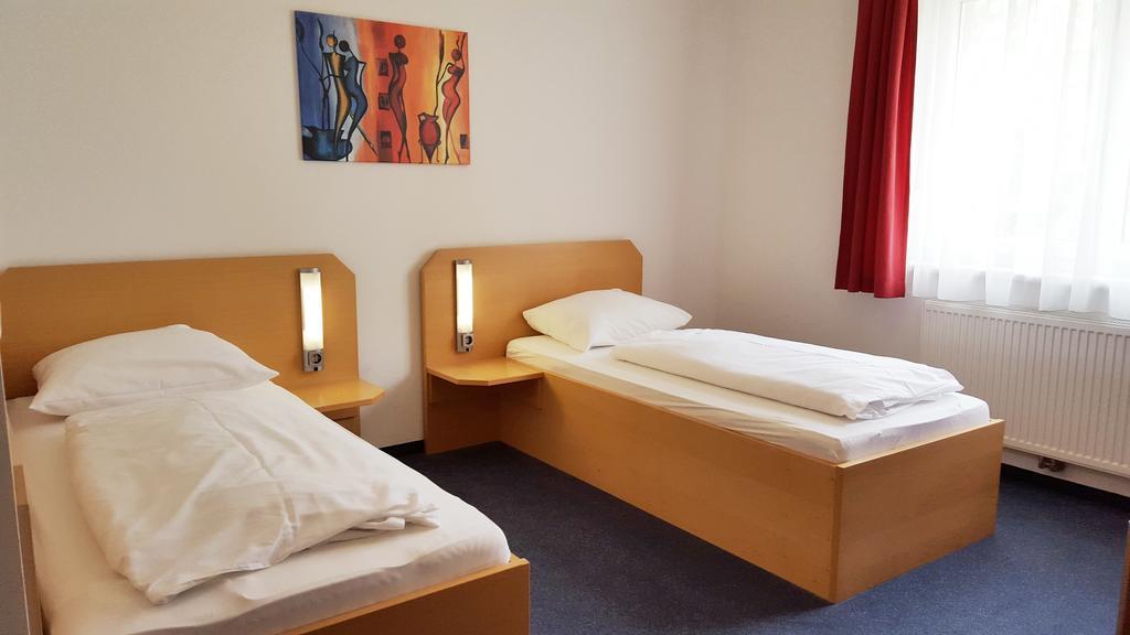 G&K Hotel Guntramsdorf Bilik gambar
