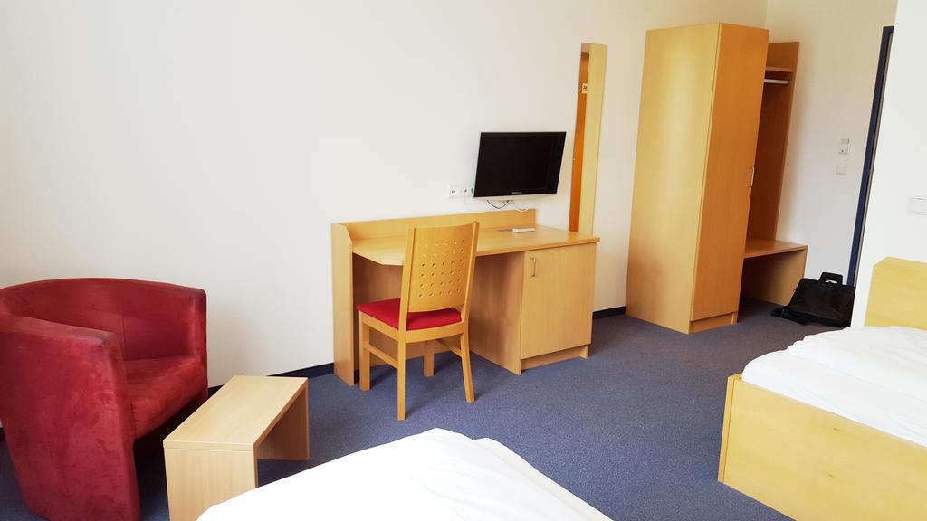 G&K Hotel Guntramsdorf Bilik gambar
