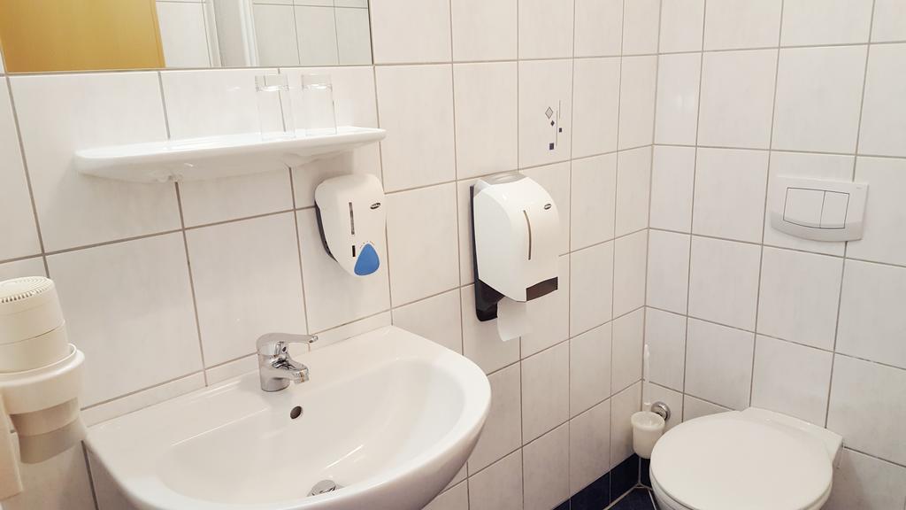 G&K Hotel Guntramsdorf Bilik gambar
