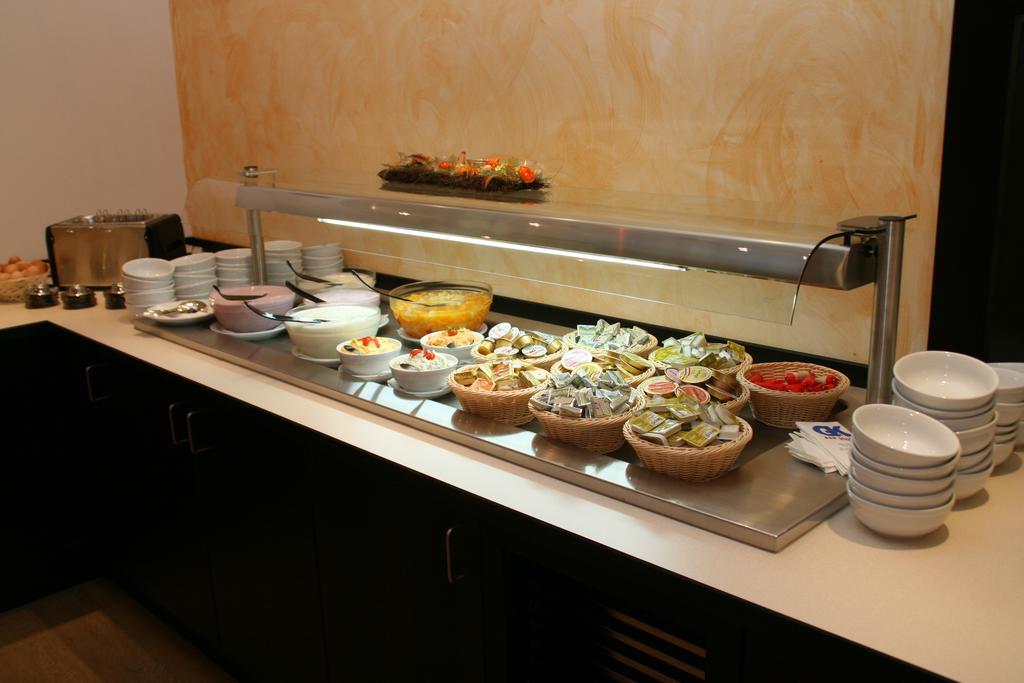 G&K Hotel Guntramsdorf Luaran gambar