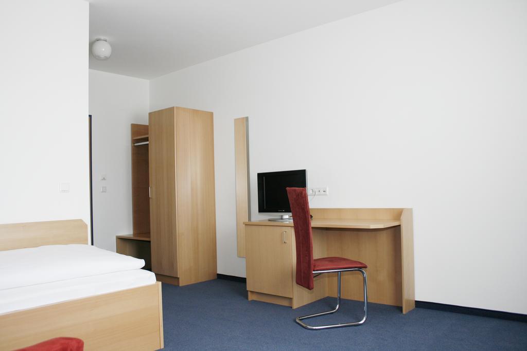G&K Hotel Guntramsdorf Luaran gambar